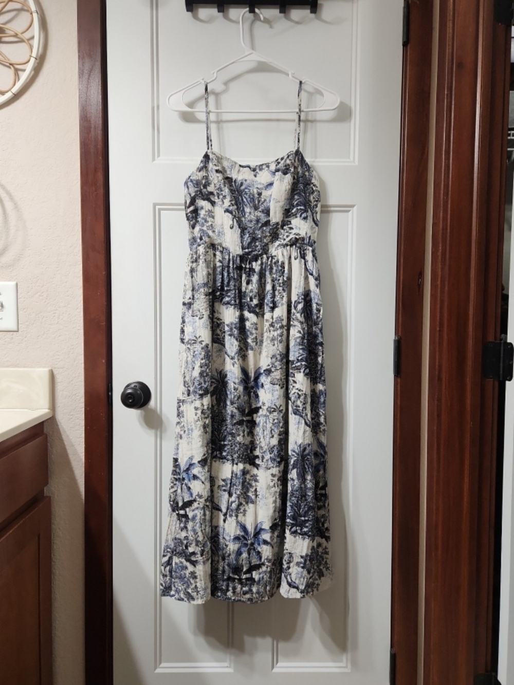 H&M Blue Floral Maxi Dress - S